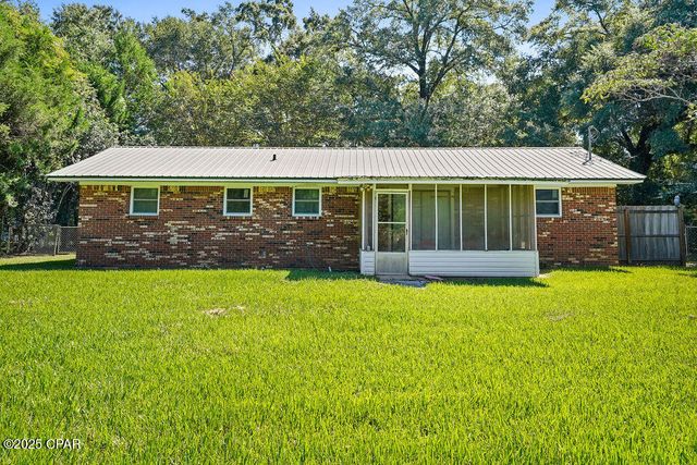 500 N 2nd Street, Chipley, FL 32428