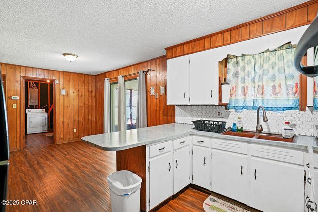 500 N 2nd Street, Chipley, FL 32428