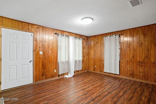 500 N 2nd Street, Chipley, FL 32428