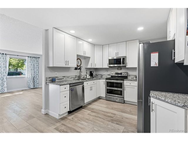 829 S Nome St, Aurora, CO 80012