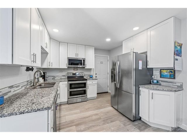 829 S Nome St, Aurora, CO 80012