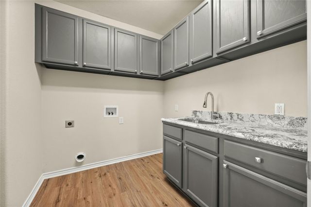 831 DOUBLE CREEK RD, Marble Falls, TX 78654