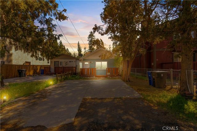 906 W Aeroplane, Big Bear City, CA 92314