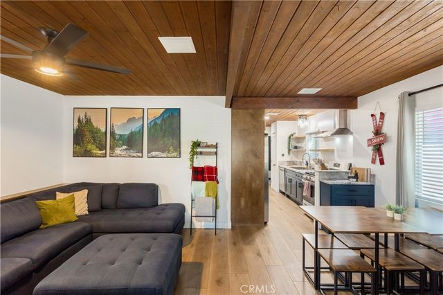 906 W Aeroplane, Big Bear City, CA 92314