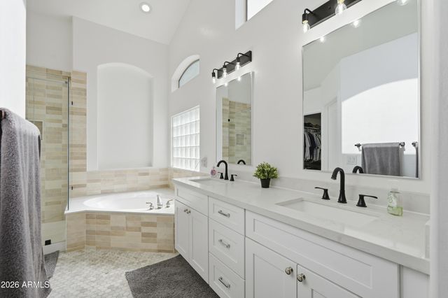 2906 E MERRILL Avenue, Gilbert, AZ 85234