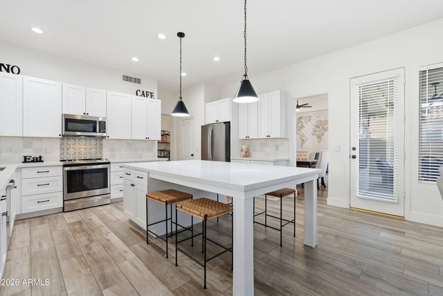2906 E MERRILL Avenue, Gilbert, AZ 85234