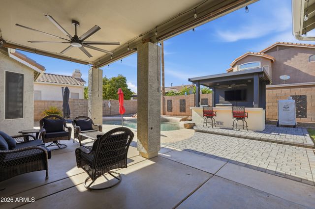 2906 E MERRILL Avenue, Gilbert, AZ 85234