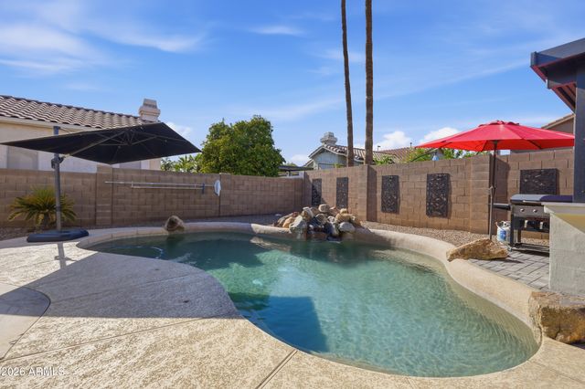 2906 E MERRILL Avenue, Gilbert, AZ 85234