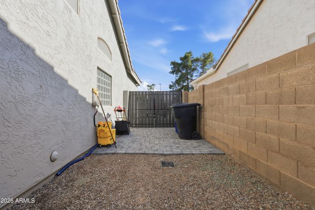 2906 E MERRILL Avenue, Gilbert, AZ 85234