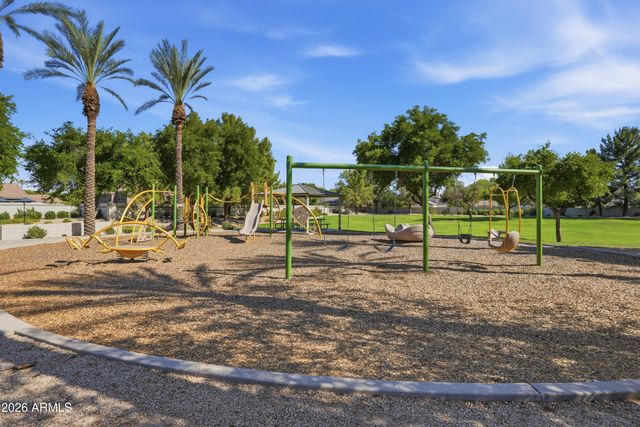 2906 E MERRILL Avenue, Gilbert, AZ 85234