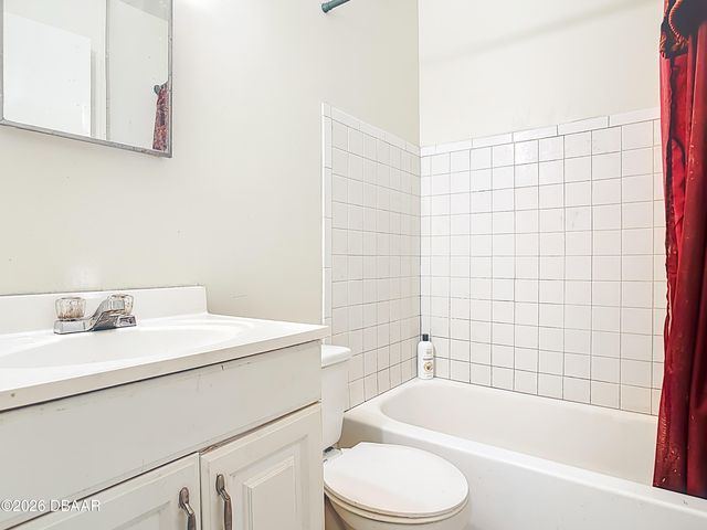 210 Herb Court, Port Orange, FL 32129