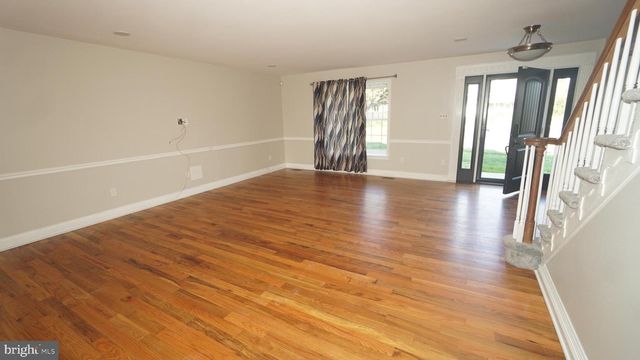 215 DURHAM CT, Fairless Hills, PA 19030