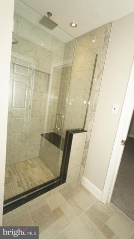 215 DURHAM CT, Fairless Hills, PA 19030