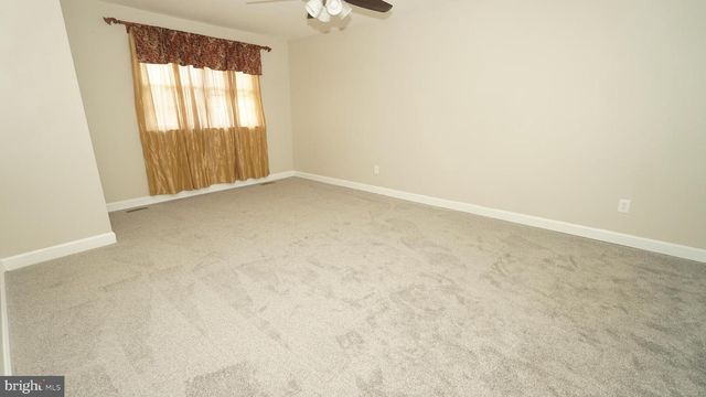 215 DURHAM CT, Fairless Hills, PA 19030