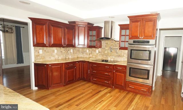 215 DURHAM CT, Fairless Hills, PA 19030