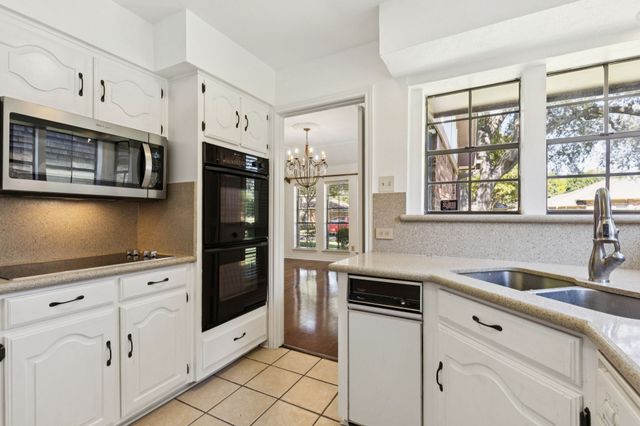 9718 Amberley Drive, Dallas, TX 75243