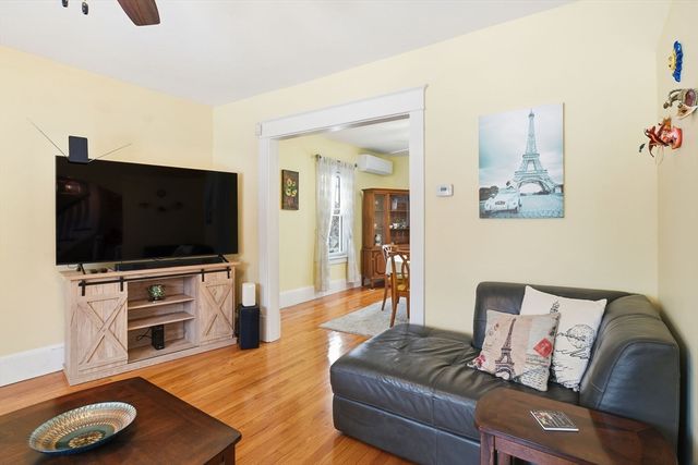 24 Melha Ave, Springfield, MA 01104