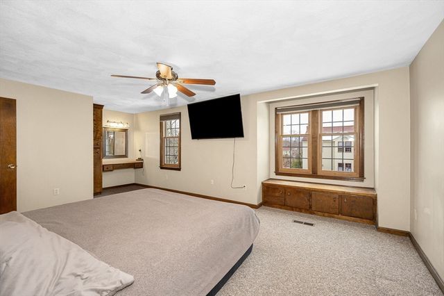 72 Apache Way 72, Tewksbury, MA 01876