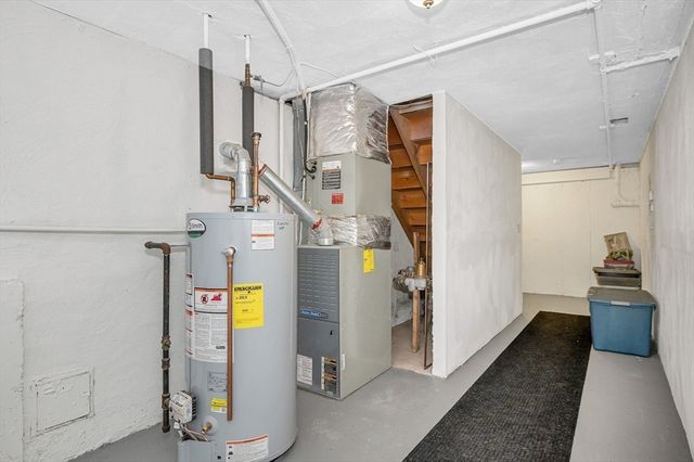 72 Apache Way 72, Tewksbury, MA 01876