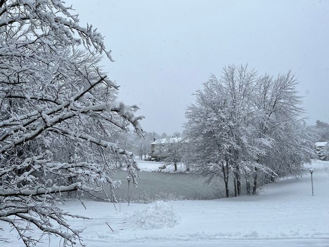 72 Apache Way 72, Tewksbury, MA 01876