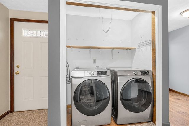 72 Apache Way 72, Tewksbury, MA 01876