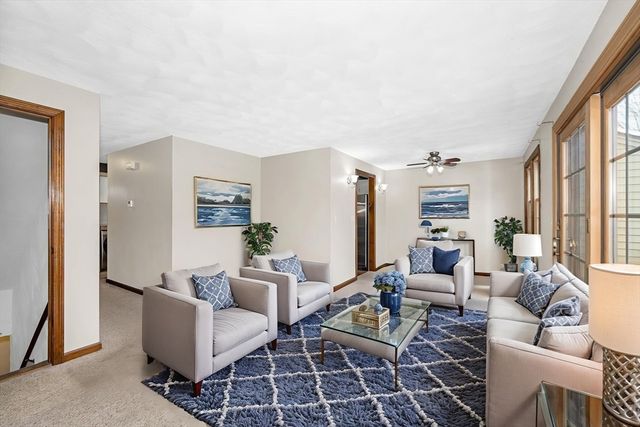 72 Apache Way 72, Tewksbury, MA 01876