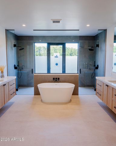 6250 E CHARTER OAK Road, Scottsdale, AZ 85254