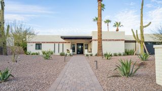 6250 E CHARTER OAK Road, Scottsdale, AZ 85254