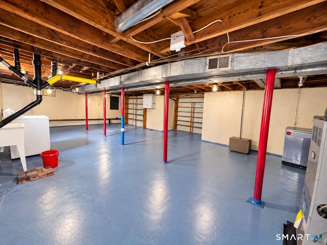1 Lois Avenue, Southington, CT 06479