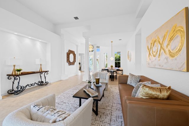 8019 S Savannah Circle, Davie, FL 33328