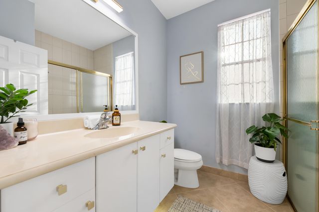 8019 S Savannah Circle, Davie, FL 33328