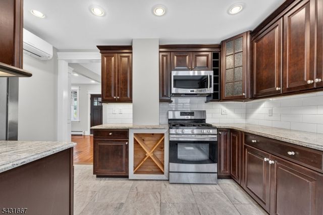 401 Union Ave, Scotch Plains Twp., NJ 07076