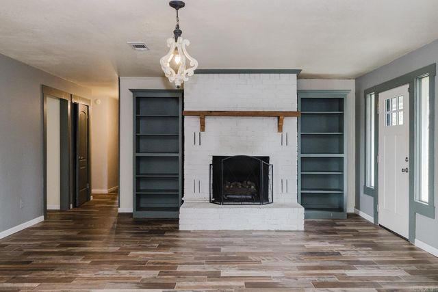 104 Rainbow Lane, Hot Springs, AR 71913