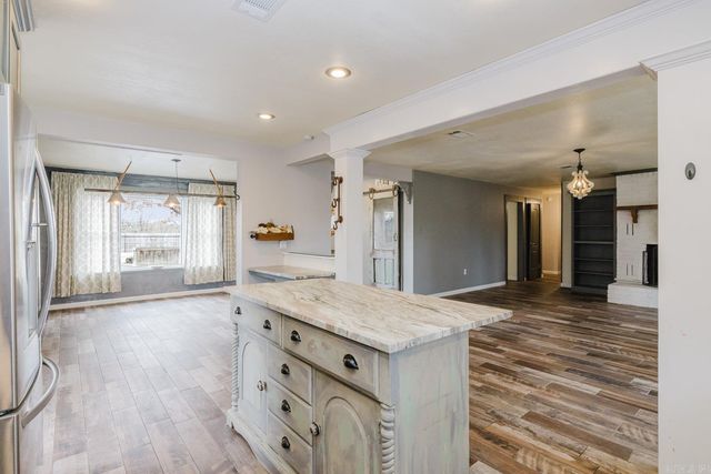 104 Rainbow Lane, Hot Springs, AR 71913