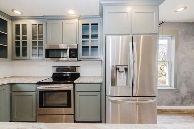 104 Rainbow Lane, Hot Springs, AR 71913