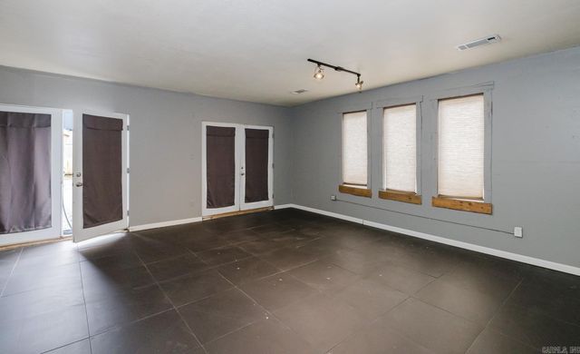 104 Rainbow Lane, Hot Springs, AR 71913