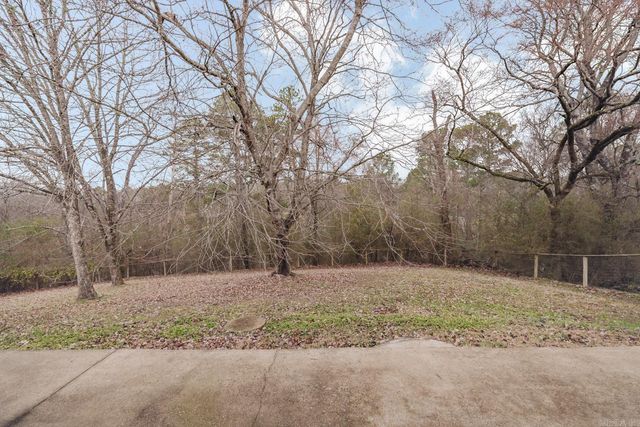 104 Rainbow Lane, Hot Springs, AR 71913