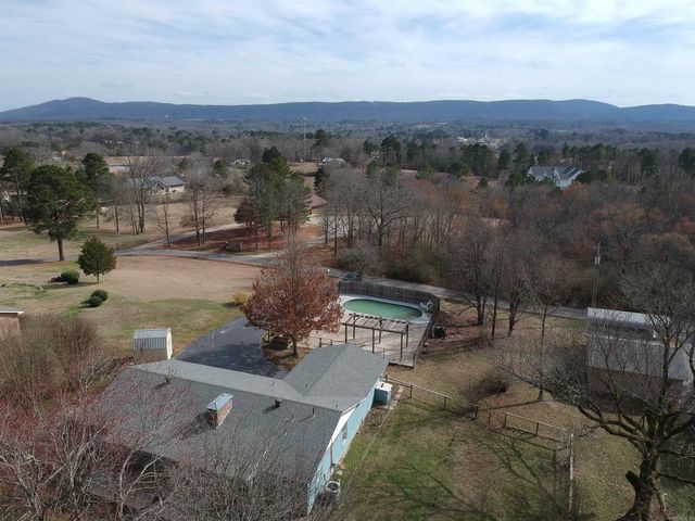 104 Rainbow Lane, Hot Springs, AR 71913