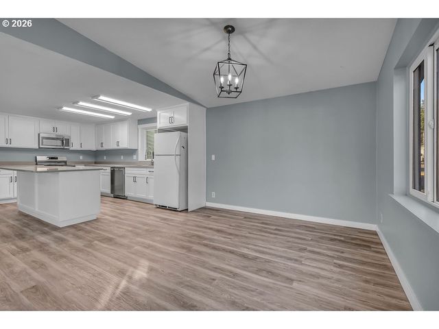 13620 Sw BEEF BEND Rd 51, Portland, OR 97224