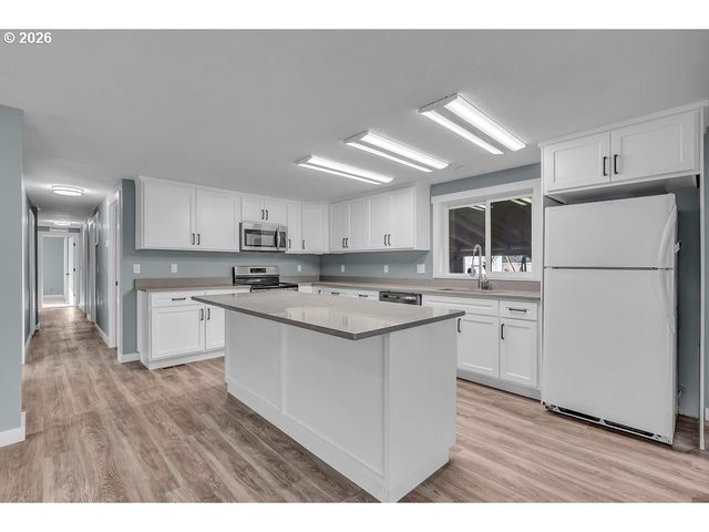 13620 Sw BEEF BEND Rd 51, Portland, OR 97224