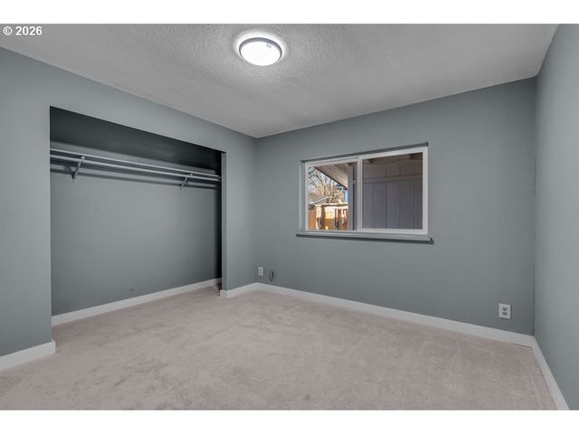 13620 Sw BEEF BEND Rd 51, Portland, OR 97224