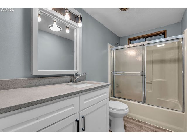 13620 Sw BEEF BEND Rd 51, Portland, OR 97224