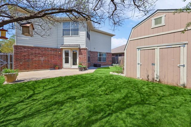 10740 Irish Glen Trail, Fort Worth, TX 76052