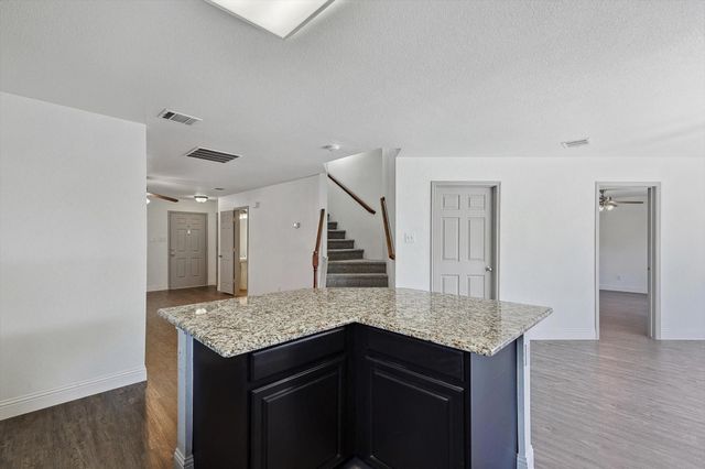 10740 Irish Glen Trail, Fort Worth, TX 76052