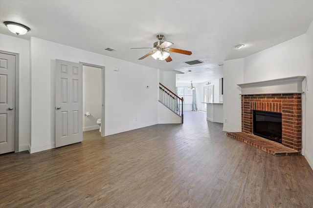 10740 Irish Glen Trail, Fort Worth, TX 76052