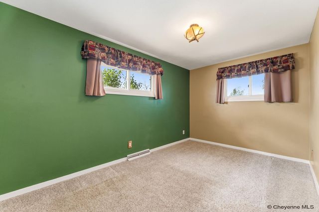 808 CAHILL DR, Cheyenne, WY 82007