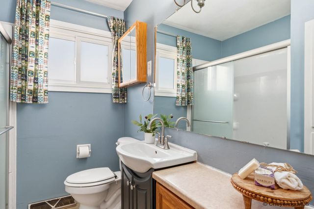 808 CAHILL DR, Cheyenne, WY 82007