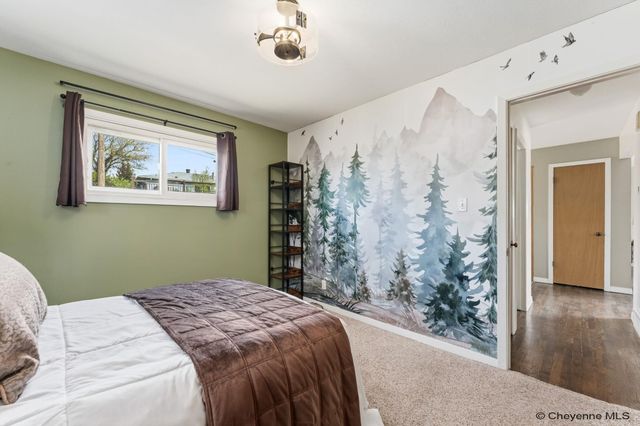 808 CAHILL DR, Cheyenne, WY 82007