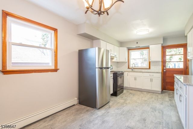 41 N 15Th St, Hawthorne Boro, NJ 07506