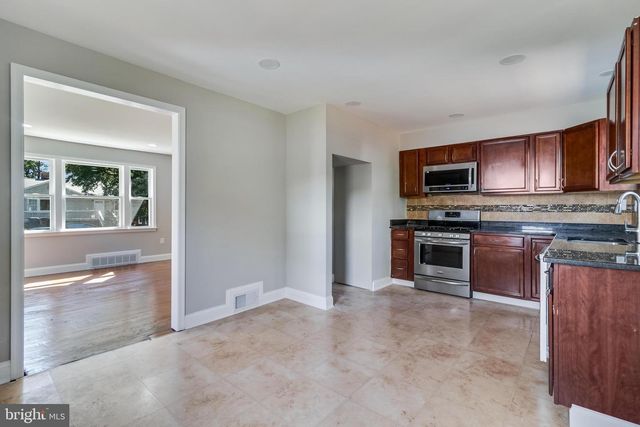 109 S HURON DR, Oxon Hill, MD 20745